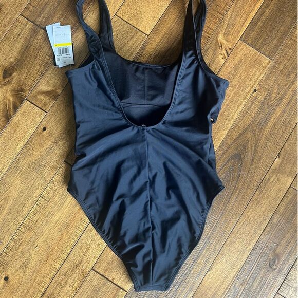 Salt + Cove One Piece Size Medium NWT - Picture 5 of 6